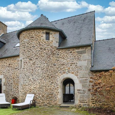 Tour Des Alleux - Maison De Maitre Pour 6 Taden Buitenkant foto