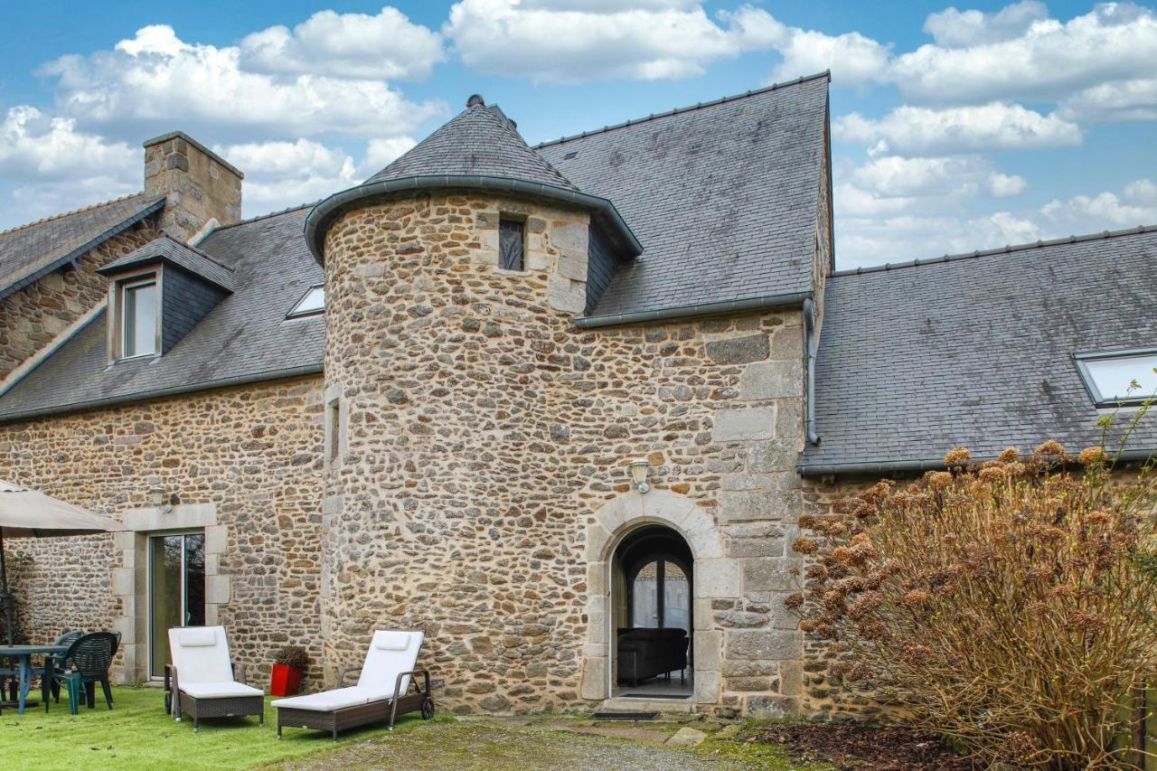 Tour Des Alleux - Maison De Maitre Pour 6 Taden Buitenkant foto