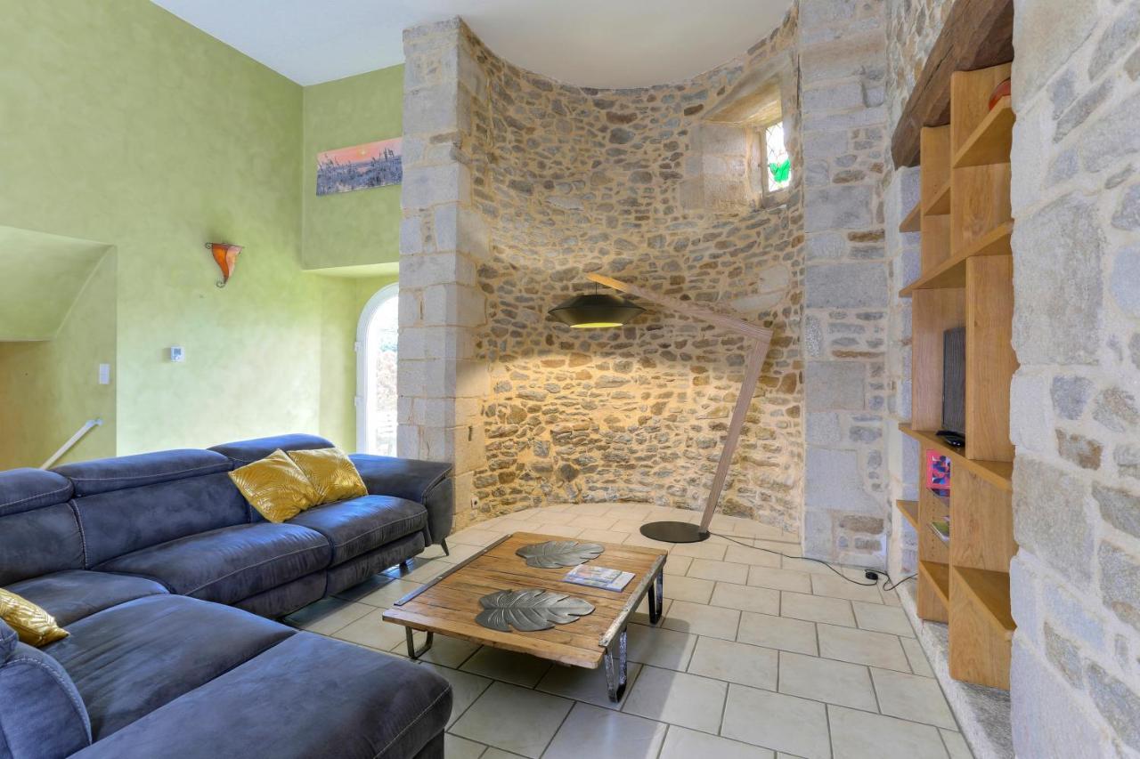 Tour Des Alleux - Maison De Maitre Pour 6 Taden Buitenkant foto