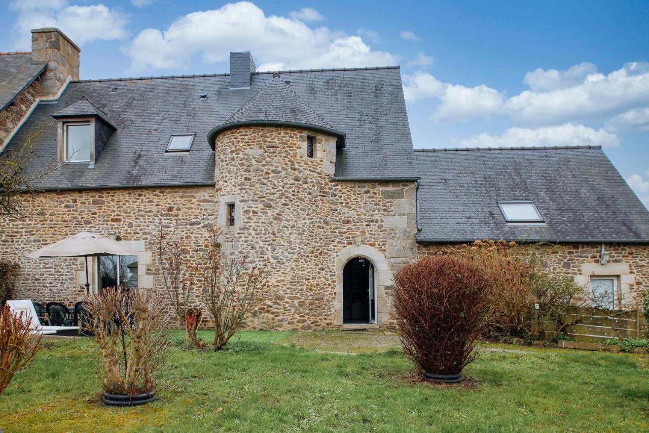 Tour Des Alleux - Maison De Maitre Pour 6 Taden Buitenkant foto